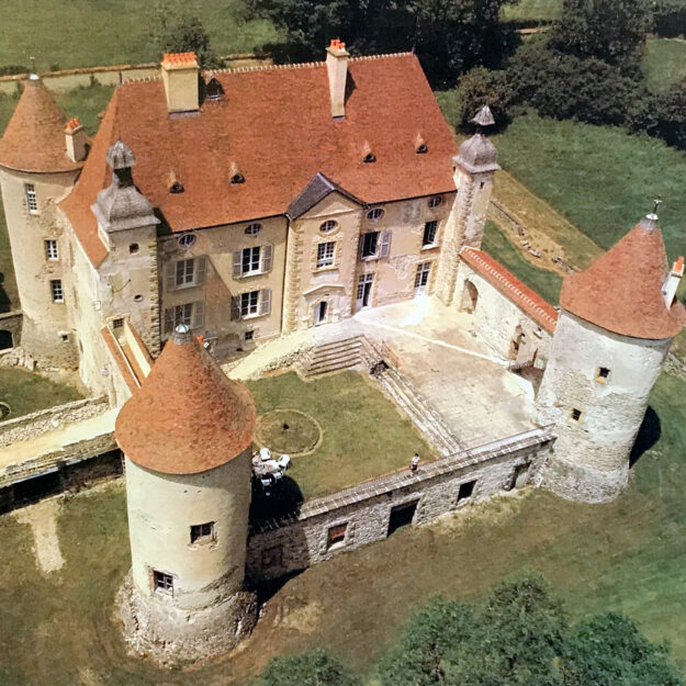 Château des Aix à Meillard