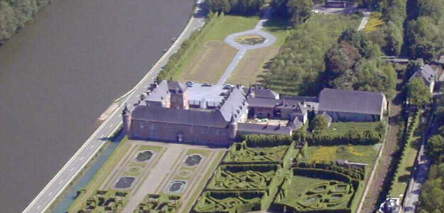 Château et Jardins de Freÿr