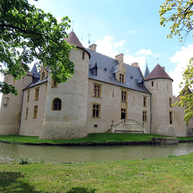 Château d'Ainay le Vieil