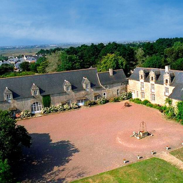 Aerial view of Château de Careil