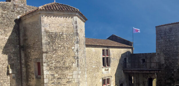 Château Mélusine - Château-Fort de Saint-Jean d'Angle
