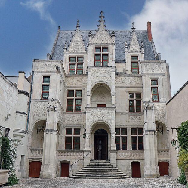 Musée de l'Hôtel Goüin, cour d'entrée