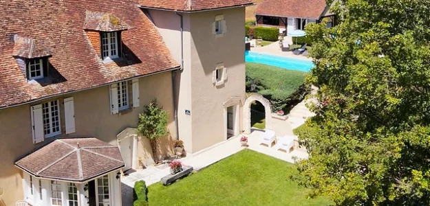 Le Petit Château de Sainte Colombe