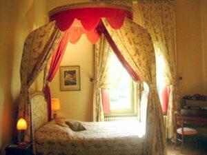 Chambre Standard Baldaquin