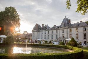 Location exclusive Domaine & Château d'Aveny