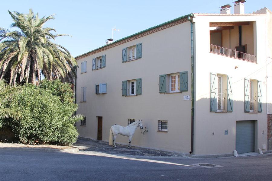 Gîte de l’Écurie des Champions, location saisonnière au cœur de Corneilla del Vercol, Perpignan, Collioure, Canet, Saint-Cyprien, Argelès, France, Espagne, Europe, Méditerranée France, Europe