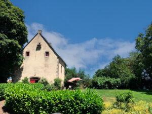 Location saisonnière Maison de Garde - Château de Chazelles