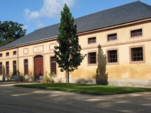 Grand Manège Visites Parc et jardin au château de Craon, Mayenne, Bretagne, Normandie, France, Europe