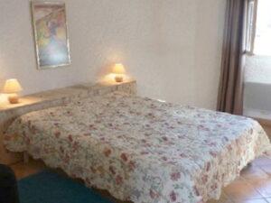 Chambre double Gîte, location saisonnière au cœur de Corneilla del Vercol, Perpignan, Collioure, Canet, Saint-Cyprien, Argelès, France, Espagne, Europe, Méditerranée France, Europe